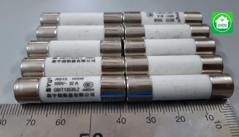 Sự đa dạng của cầu chì hạ áp ứng dụng trong điện dân dụng và công nghiệp