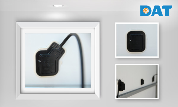 Hộp đấu dây (junction box) của tấm pin năng lượng mặt trời