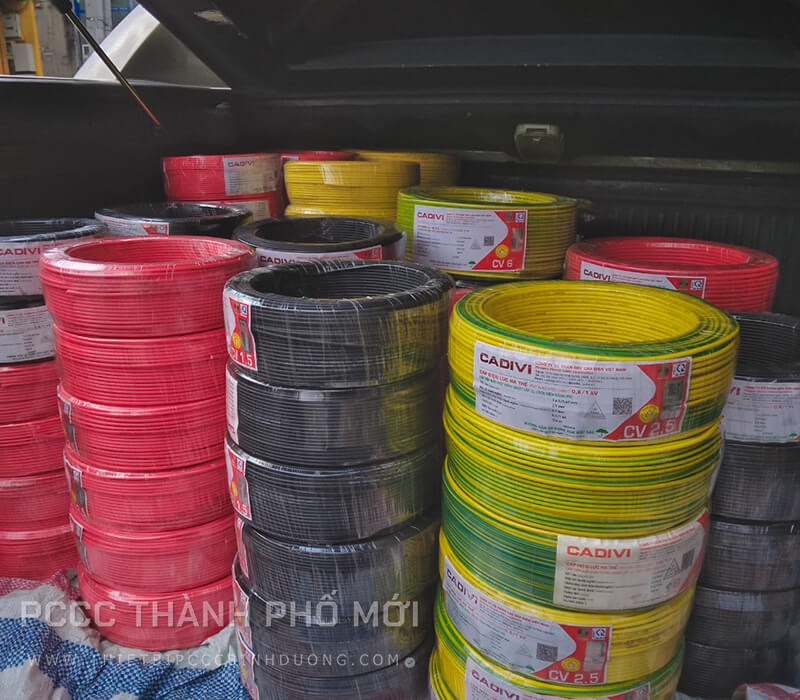 Đa dạng các sản phẩm dây cáp điện Cadivi tại kho hàng