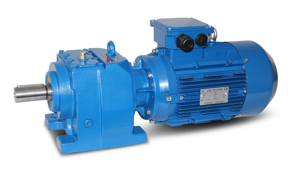 Hộp số trục thẳng kết hợp với động cơ điện 1.5kW