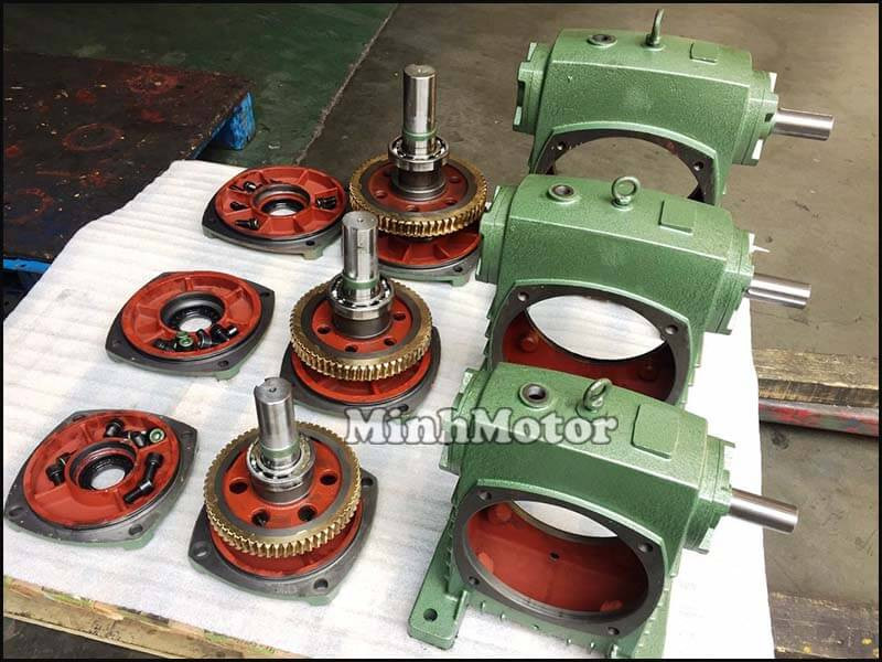 Hộp giảm tốc trục vít WP