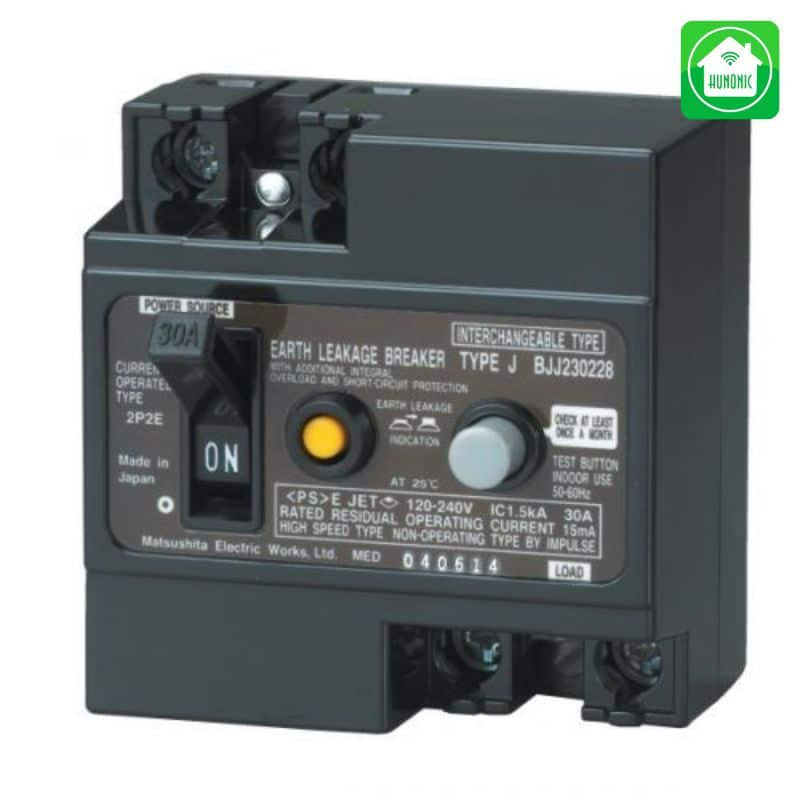 Đấu các đầu dây điện vào đúng chỗ cắm để thiết bị được hoạt động bình thường