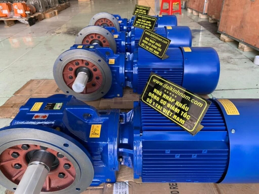 Hộp số giảm tốc bánh răng côn K chuyên dùng cho tải nặng