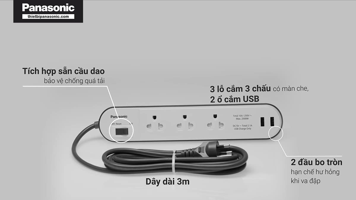 Ổ cắm đa năng Panasonic tiện lợi với các cổng sạc USB tích hợp