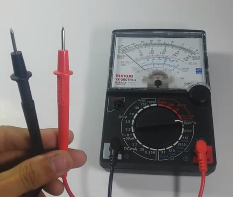 Hướng dẫn các bước cơ bản để sử dụng đồng hồ VOM kim hiệu quả