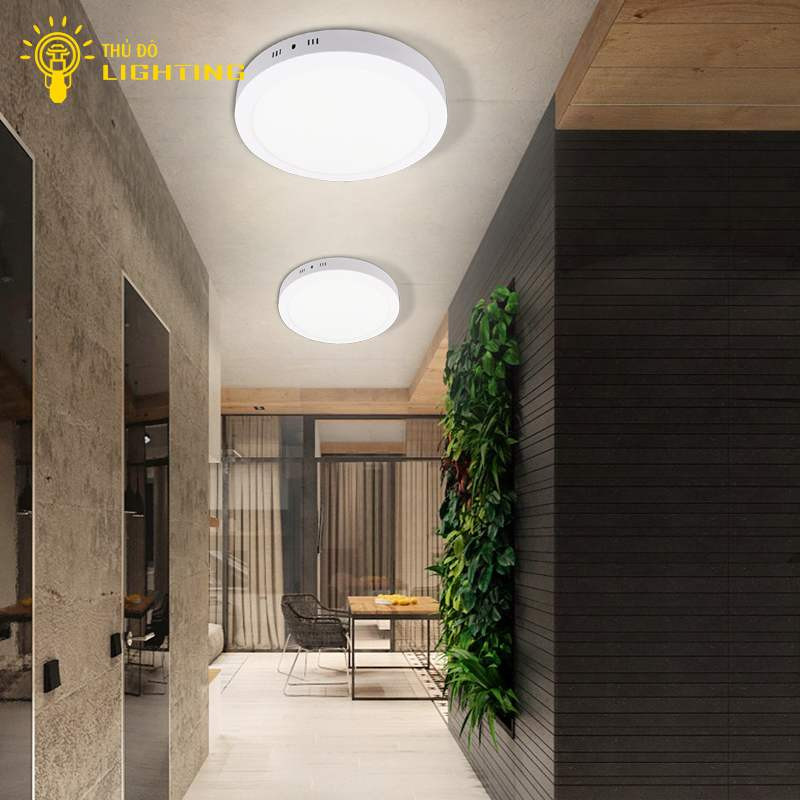 Đèn ốp trần được sử dụng rộng rãi trong không gian hành lang, lối đi