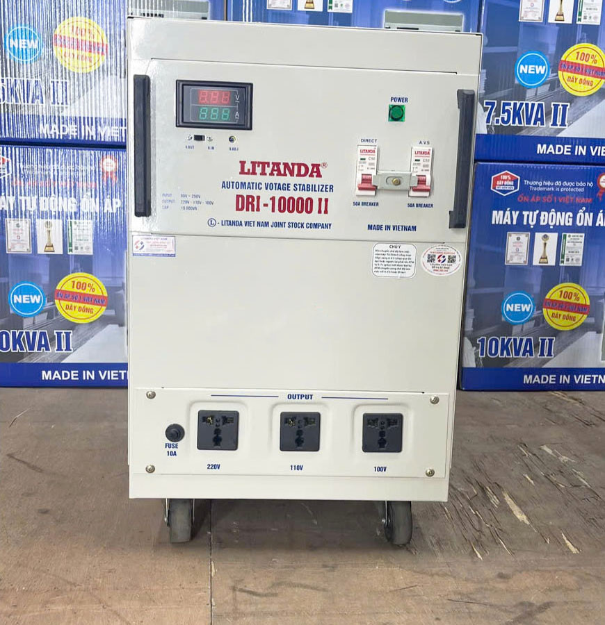 Hệ thống ổn áp 10KVA với linh kiện cơ khí
