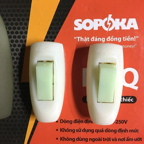 Công tắc quả nhót Sopoka với kiểu dáng nhỏ gọn và bền bỉ