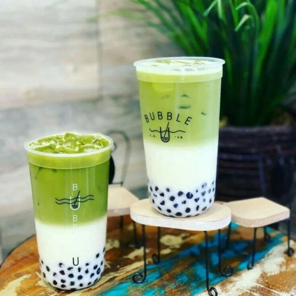 Đừng tỏ ra nguy hiểm khi trong tay em không có ly trà sữa