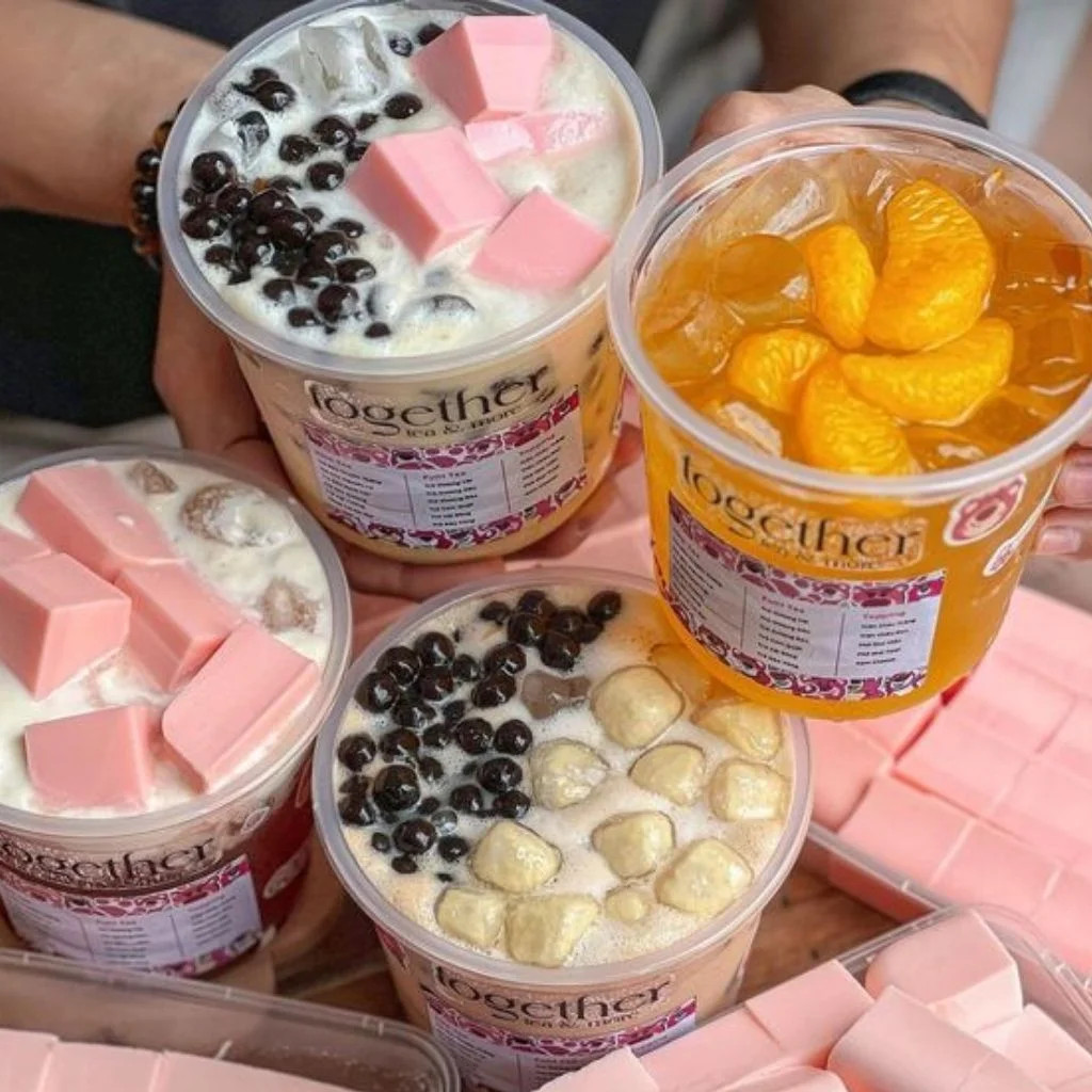 Người ta cần tình yêu để ấm lòng, còn tôi chỉ cần một ly trà sữa là đủ