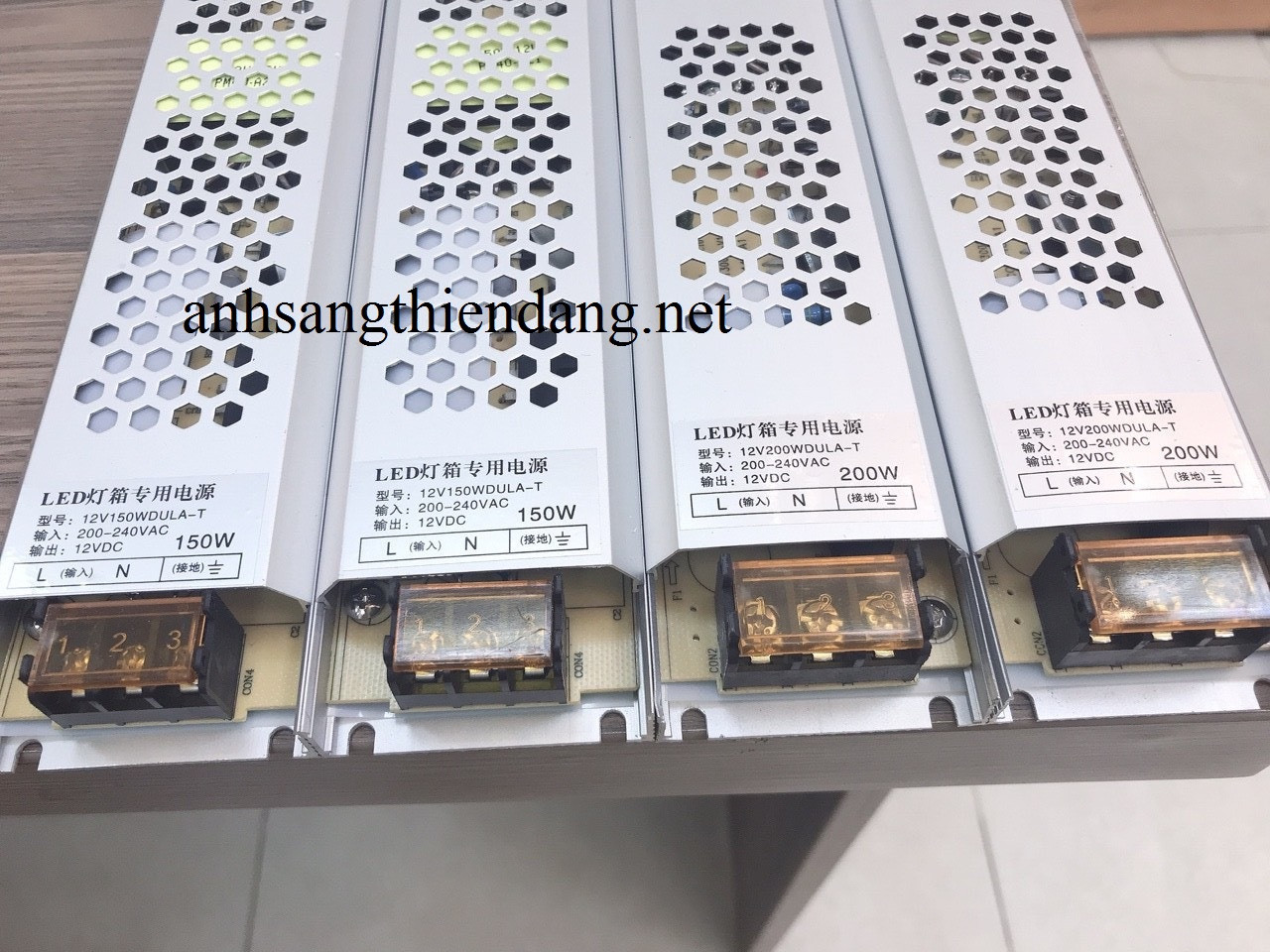 Bảng giá tham khảo nguồn tổ ong 12V theo công suất phổ biến