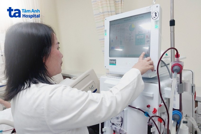 Nước tiểu có bọt cảnh báo bệnh gì