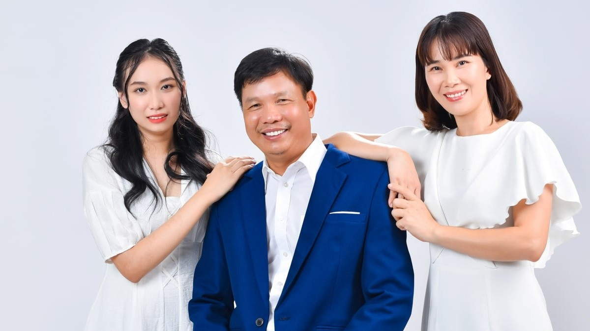 Hình ảnh gia đình bên nhau ấn tượng