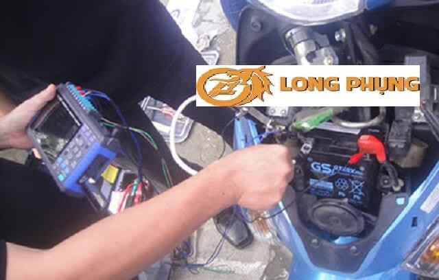 Cách khắc phục xe máy bị cháy cầu chì