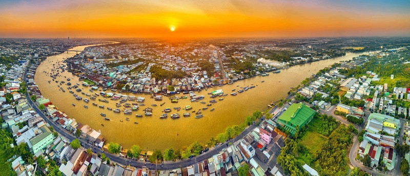 Cần Thơ nổi tiếng với những cảnh sông nước miệt vườn
