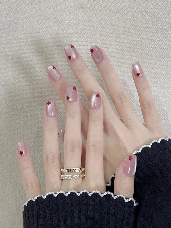 Mẫu nail mắt mèo hồng số 9 với độ bóng hoàn hảo