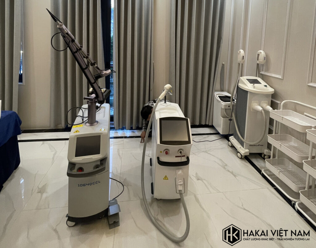 Thiết bị triệt lông diode laser 808nm hiện đại