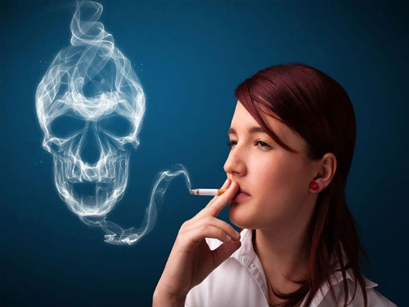 Thường xuyên hút thuốc lá là nguy cơ cao dẫn đến ung thư amidan